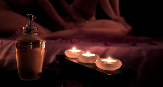 Massagem Tântrica a Quatro Mãos
